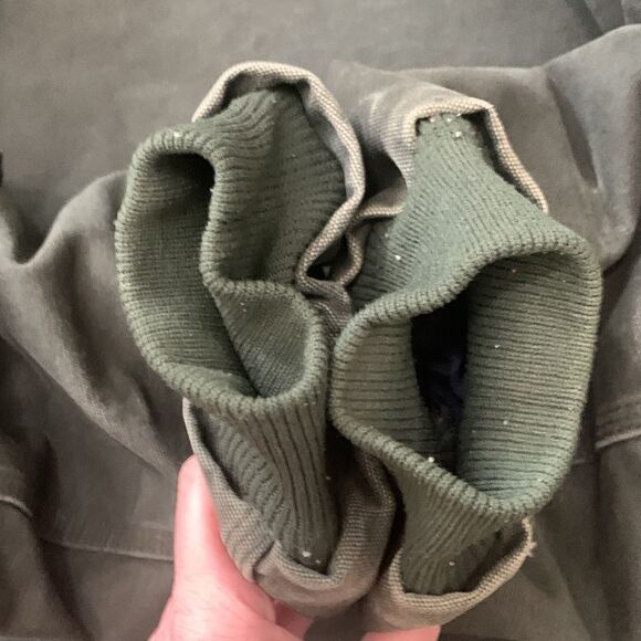 Carhartt Distressed RN#14806
J130 MOS Green Hooded Chore Workwear Coat Sz XLT - Picture 8 of 17